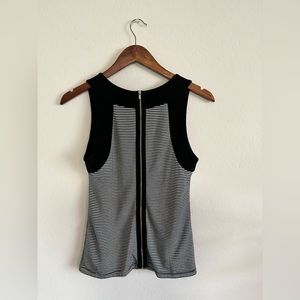 Banana republic size 4, black and white, striped tank top zipper in the back